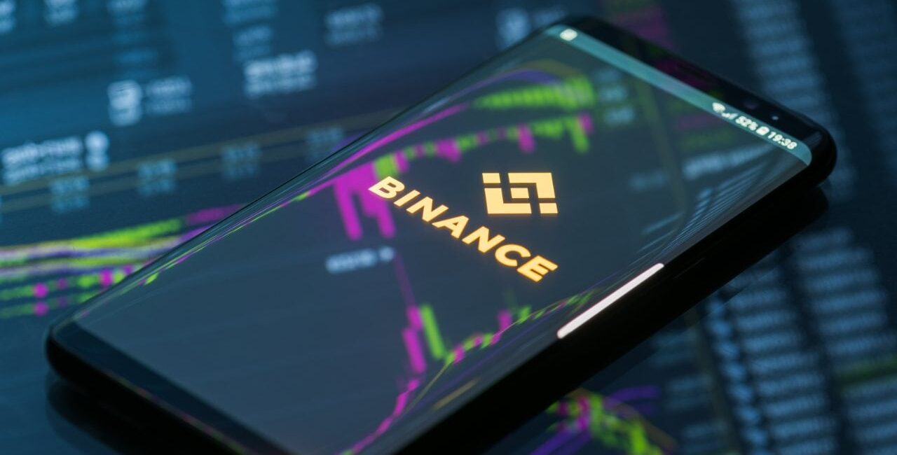 Binance Alerts Traders to Fake Support Calls Designed to Steal Crypto