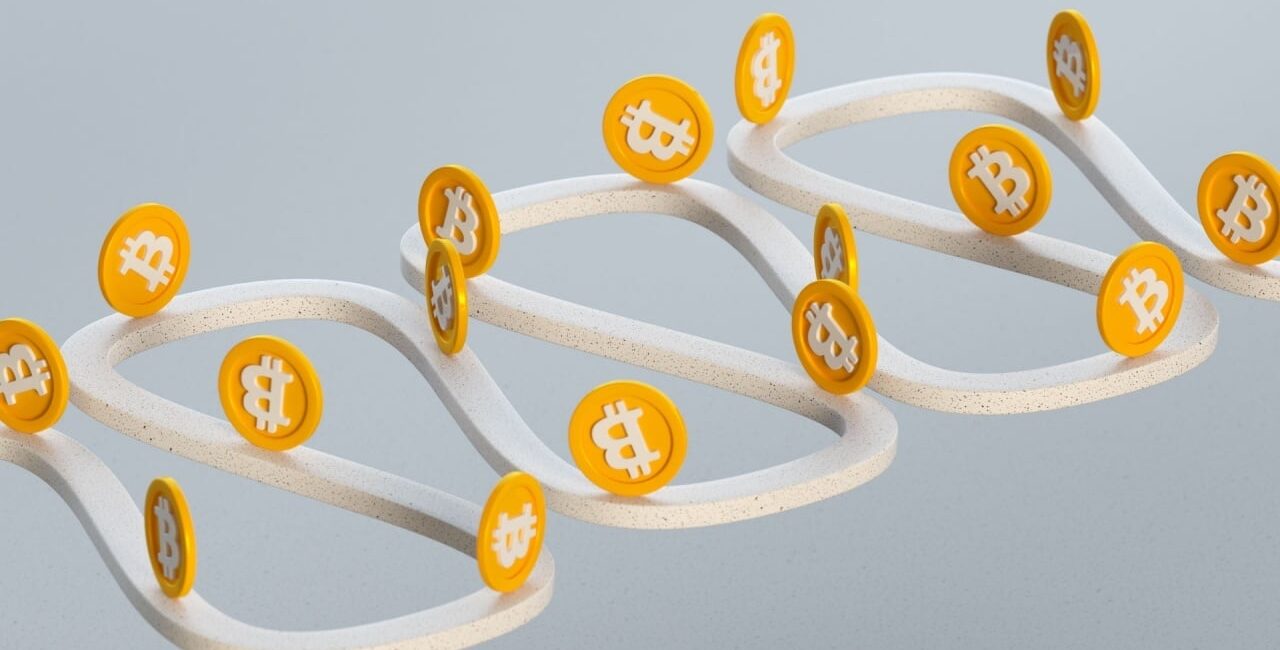Analyst: Bitcoin Peaks Follow Halving Patterns—Next One Expected by Late 2025