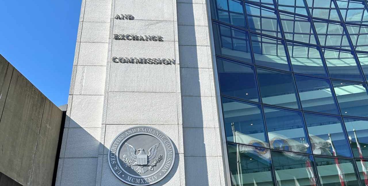 SEC U-Turn Confirmed: Most Crypto Tokens Are Not Securities, Defying Past Claims